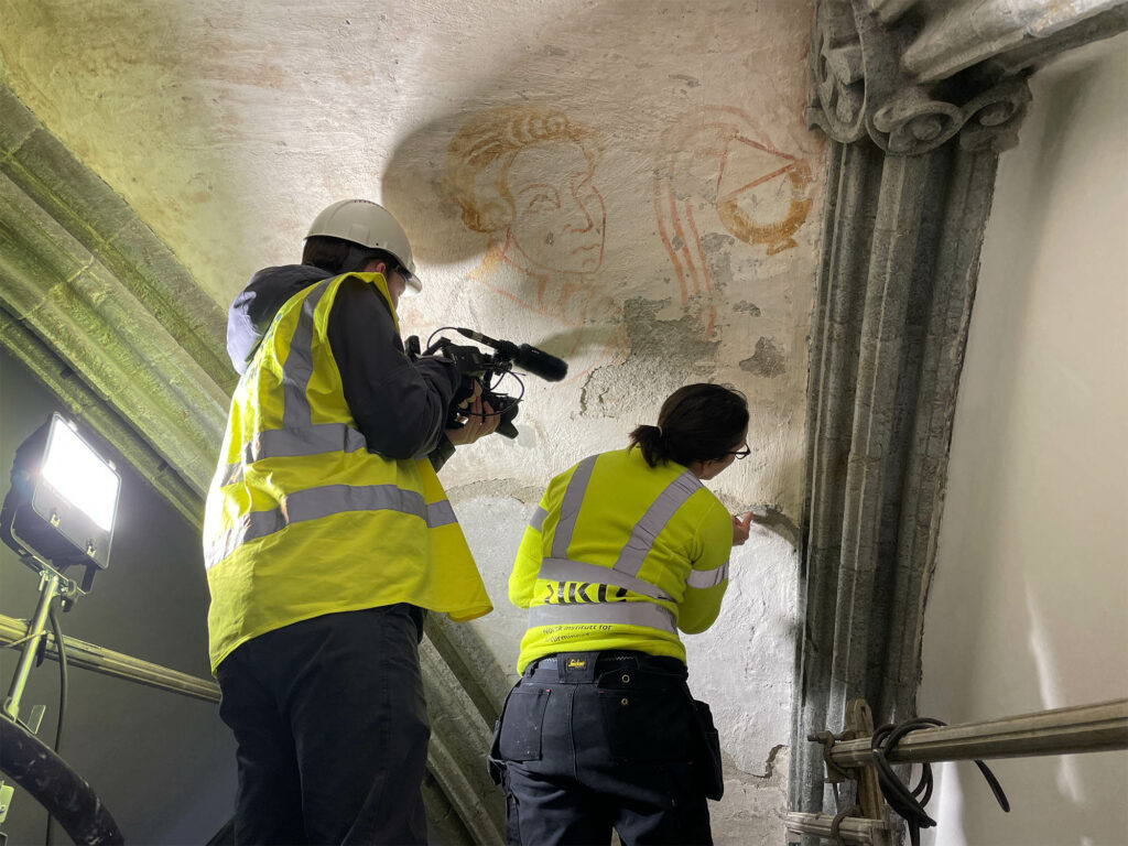 Dokumentasjon av arbeider i forbindelse med restaurering av domkirken i Stavanger